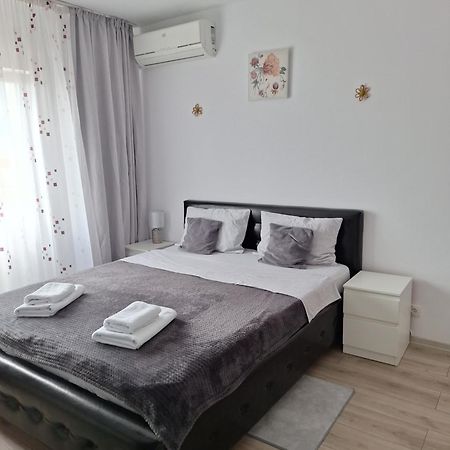קלוז'-נאפוקה Farmec Apartament מראה חיצוני תמונה