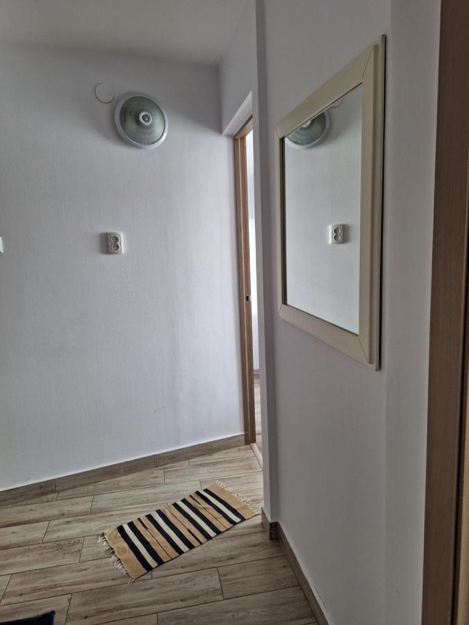 קלוז'-נאפוקה Farmec Apartament מראה חיצוני תמונה